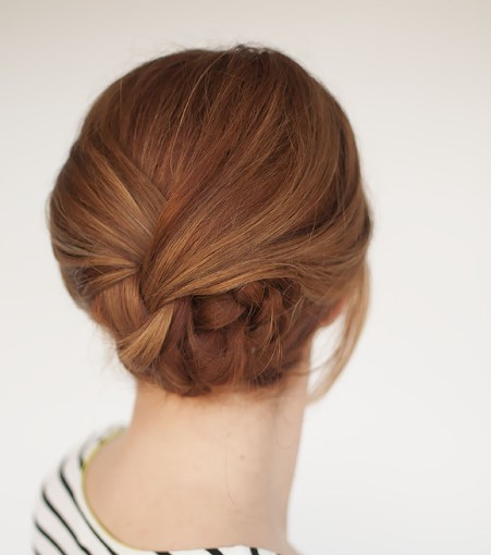 low chignon easy hairstyles to make at home