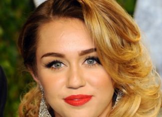 golden medium length hairstyles for women